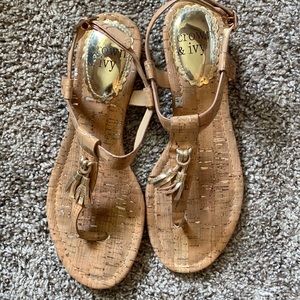 flat sandals size 6 1/2